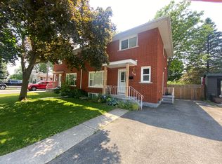 346 Palace Rd #B, Kingston, ON K7L 4T3