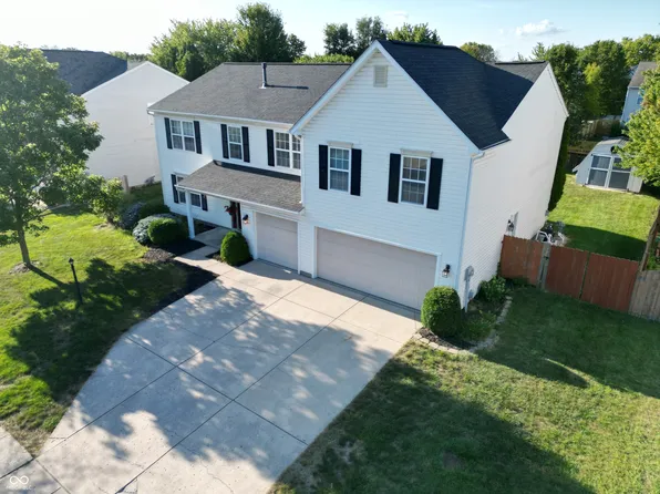 10794 Standish Pl, Noblesville, IN 46060