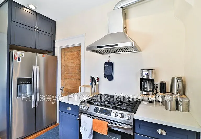 1238 E McKinley St — Photo 8