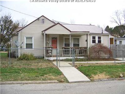902 S B St, Saint Albans, WV, 25177