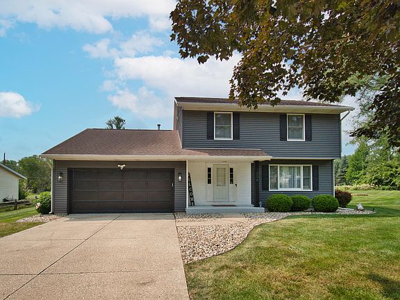 2nd image of 1506 Lykins Ln