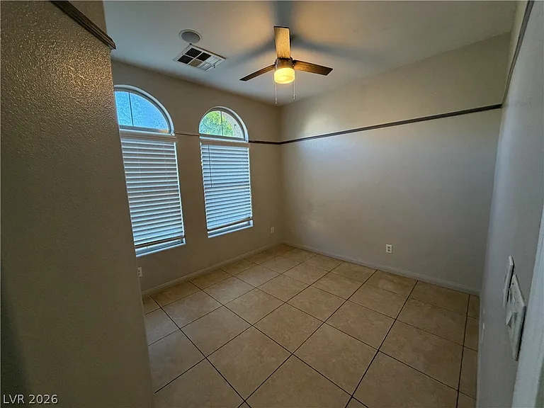 9196 Grand Sunburst Ct — Photo 28
