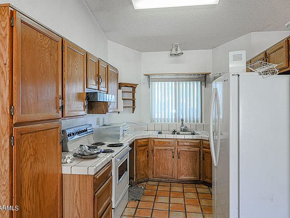 5th image of 8609 N 55th Ave