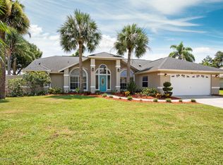 261 Lake Shore Dr, Merritt Island, FL 32953