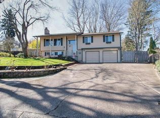 4031 SE Knarr Cir, Troutdale, OR 97060