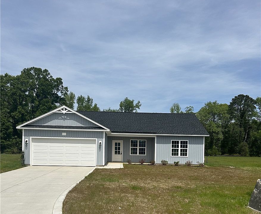 1st image of 27 Chariot Cir