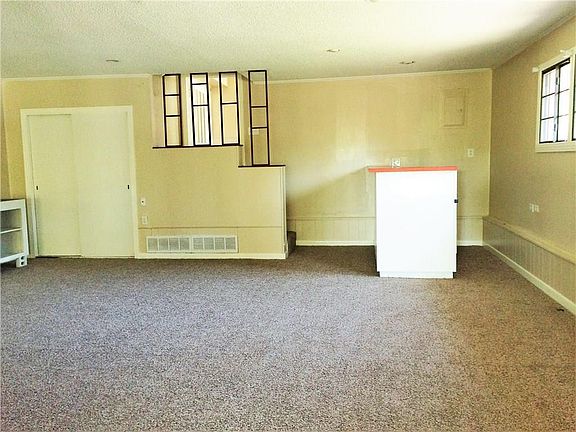 5th image of 1125 Park Cir