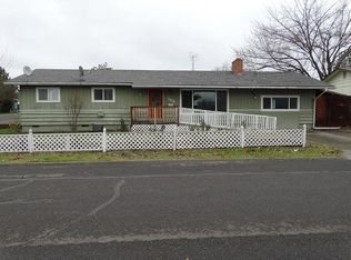 588 N 5th St, Central Pt, OR