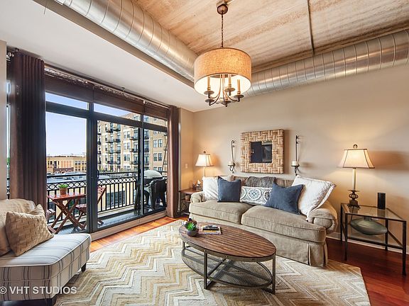 4th image of 3245 N Ashland Ave APT 5A