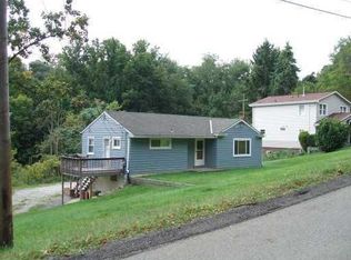 10142 Buchannon Rd, Penn Hills, PA 15235