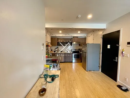 Rented by Yaffa Realty LLC | media 17