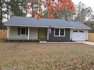 5498 Bush Ct, Hope Mills, NC 28348