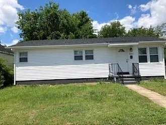 2903 Lawson St — Photo 1