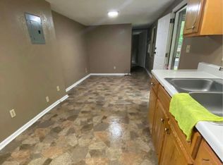 715 E Fort Towson Ave APT 3, De Queen, AR 71832