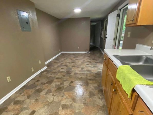 715 E Fort Towson Ave APT 3