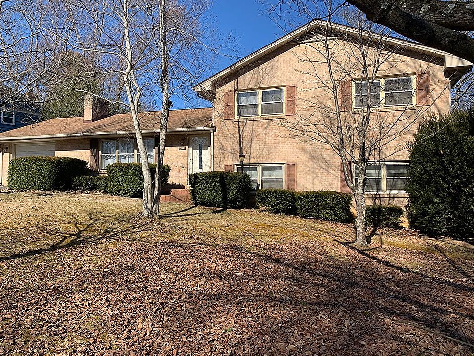 1st image of 705 Circle Dr