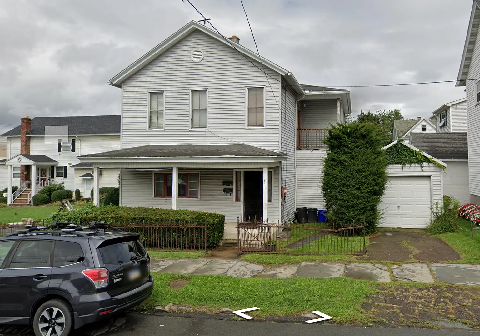 511 E Elm St photo 1