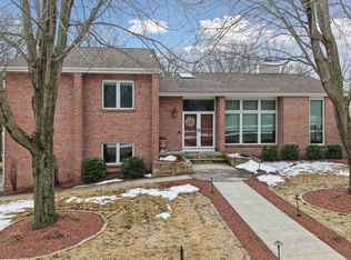 1620 Amherst Dr, Ames, IA 50014