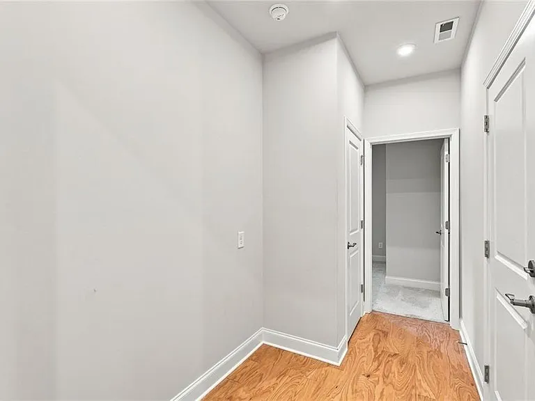 406 Riverclub Rd — Photo 18