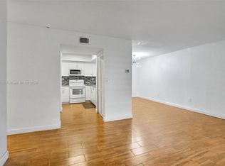 18210 Mediterranean Blvd #1-20, Hialeah, FL 33015