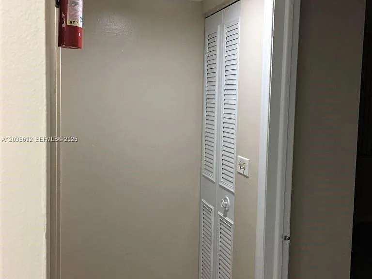 14201 N Kendall Dr #405D — Photo 16