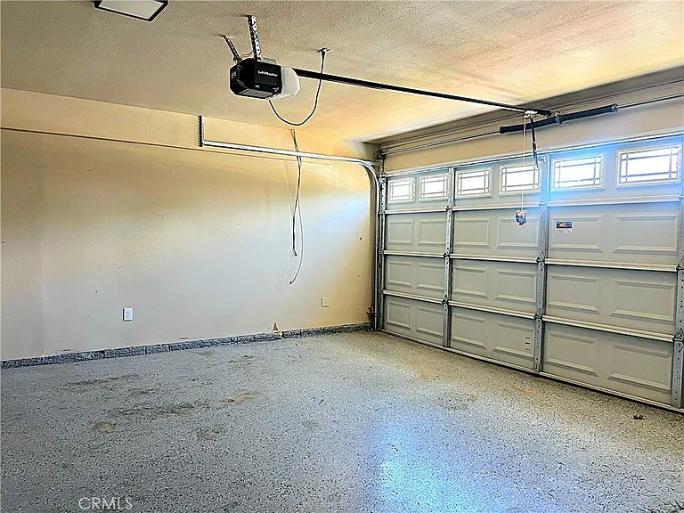 43401 Alep St — Photo 39