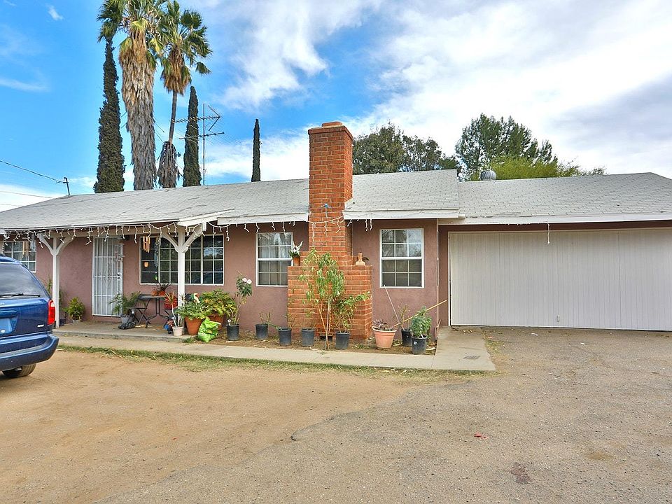 1st image of 22260 Ramona Ave