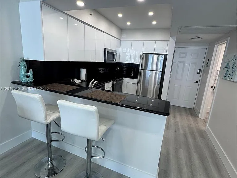2501 S Ocean Dr #Penthouse 05 — Photo 12