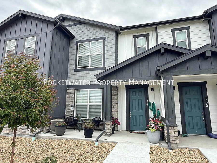1st image of 176 Ambrose St