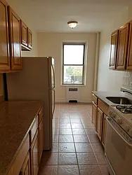 Rented by Max & Associates Realty Corp