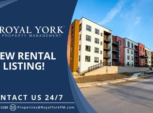 6 Spice Way #209, Barrie, ON L9J0J9