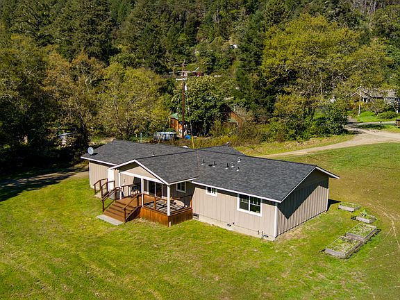 2nd image of 162 Cherry Tree Ln
