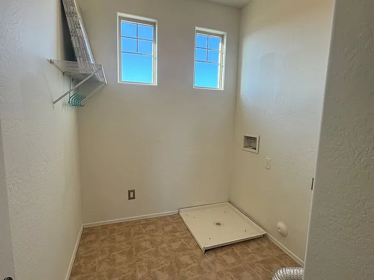 17637 W Molly Ln — Photo 16