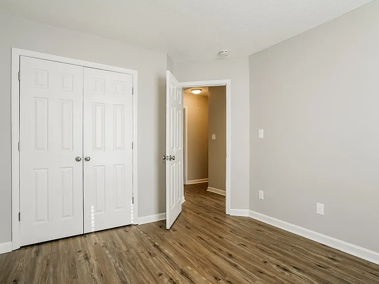 203 Zircon Ln — Photo 13