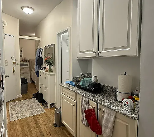 406 E 64th St #8 — Photo 10