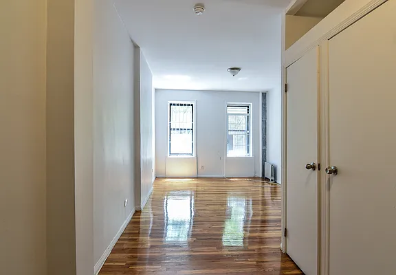 Rented by Bohemia Realty Group | media 4