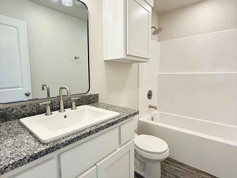 8023 Date Ave — Photo 17