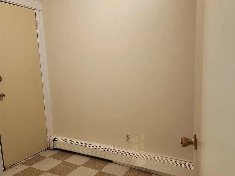 494 W Side Ave #1 — Photo 7