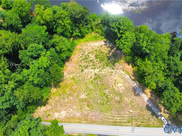 200 Swift Creek Ln, South Chesterfield, VA 23834
