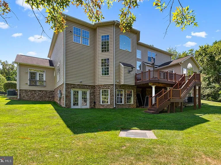 17205 Dewpoint Pl — Photo 45