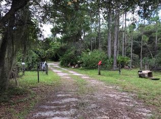 32740 Red Oak Dr, Eustis, FL 32736