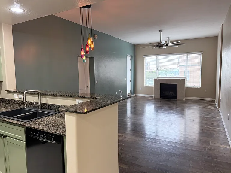 2302 N Central Ave #311 — Photo 8