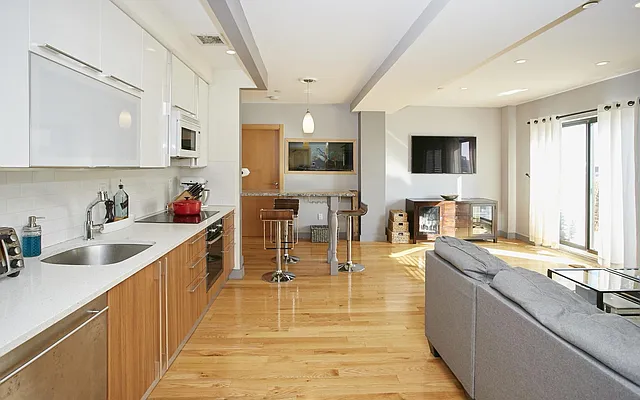 Sold by Realty Executives Today | media 10