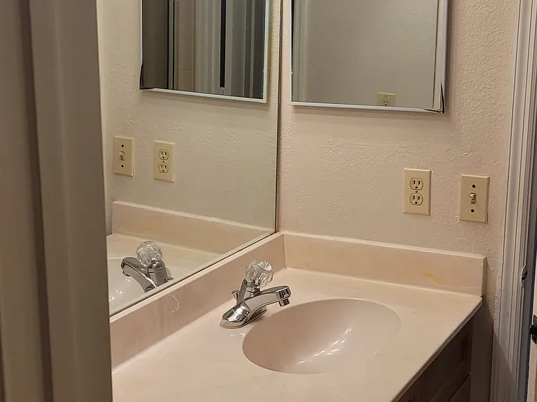 4817 Normandy Pl — Photo 11