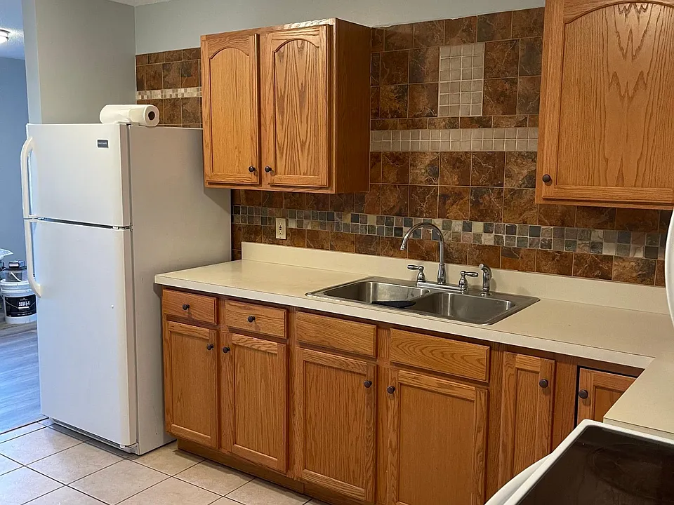 7331 E Main St #2