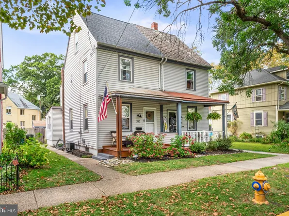 310 Penn St, Riverton, NJ 08077