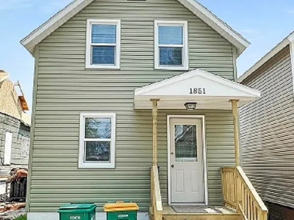 1851 Wisconsin St, Marinette, WI 54143