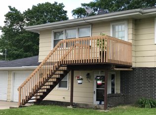 217 9th St, Waukee, IA 50263