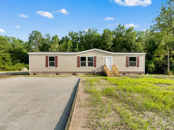 6795 Lewis Drive SE, Winnabow, NC 28479