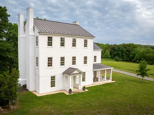 3276 Buckingham Springs Rd, Dillwyn, VA 23936
